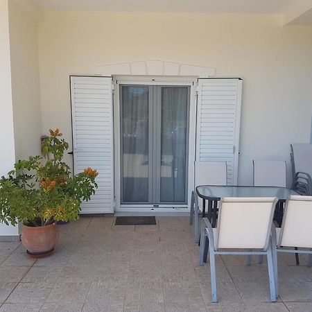 Konstantinos Apartments أموديا الغرفة الصورة