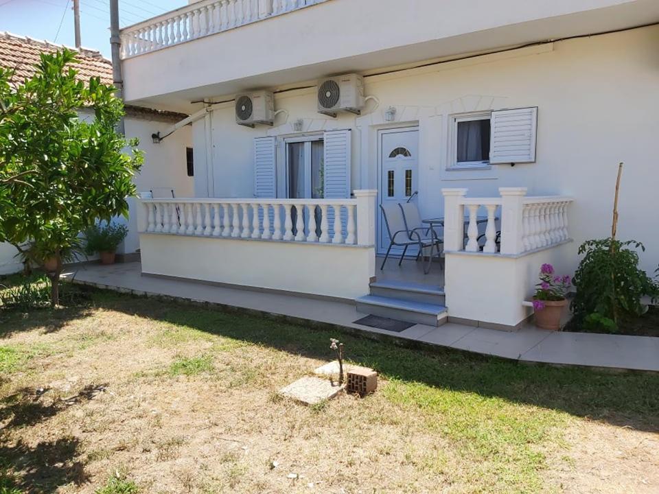 Konstantinos Apartments أموديا الغرفة الصورة