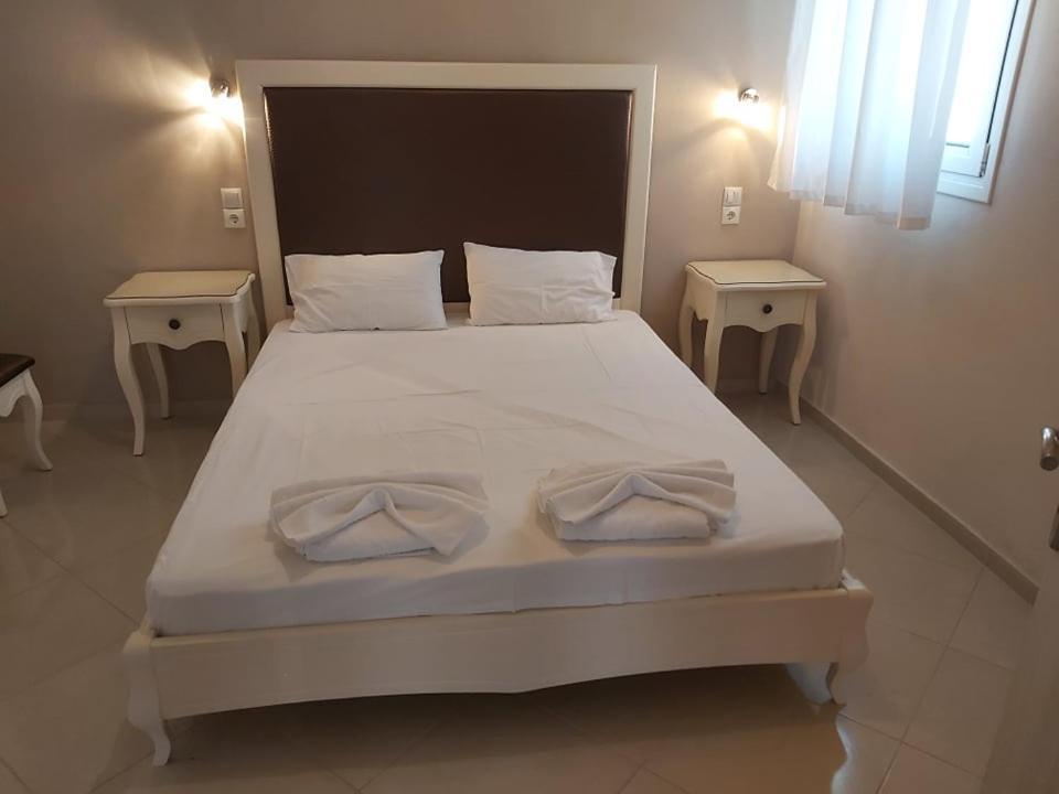 Konstantinos Apartments أموديا الغرفة الصورة